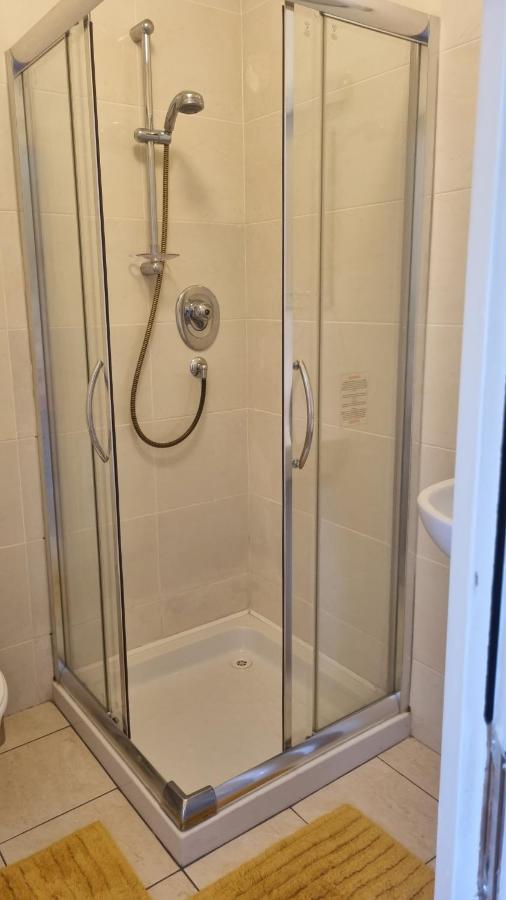 2 Bedroomed Ground Floor Apartment Kenmare Dış mekan fotoğraf